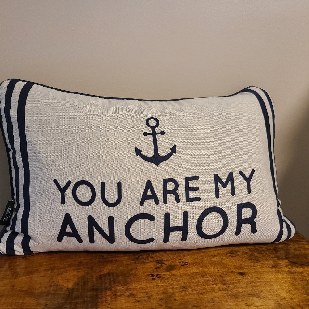 Decorative pillow